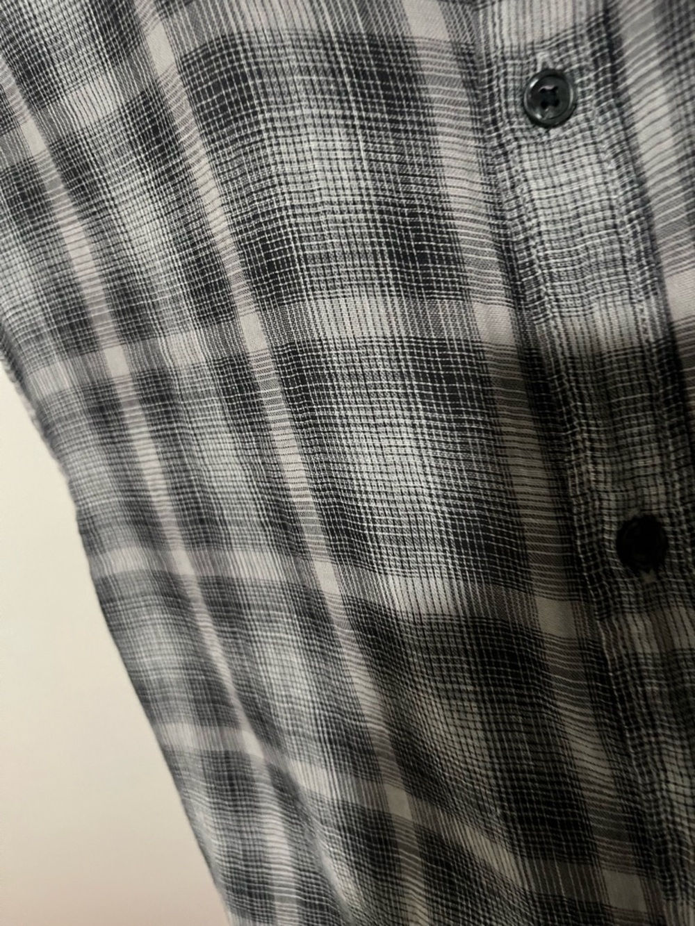Vince Gray Plaid Long-Sleeve Button-Down Shirt - Picture 3 of 6